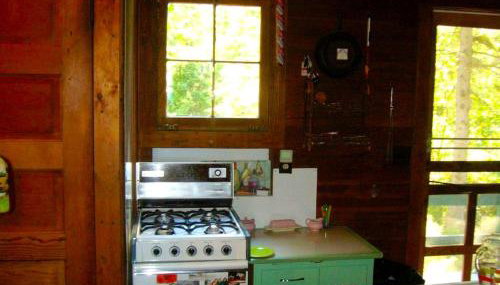 Historic Vacation Rental located near Mackinaw City, Michigan - Foto 5