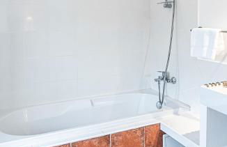 La tonnelerie, belle villa pour 9 personnes au coeur d'un vignoble avec piscine - Foto 23