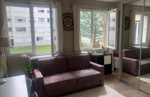 Porte Maillot-Charming and calm studio at Neuilly - Foto 3