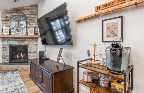 New Listing 2 bedroom +Loft 2 bath Summit E Bldg. #8 condo sleeps 8, Steps to Eagle Lodge/Chair #15 - Foto 12