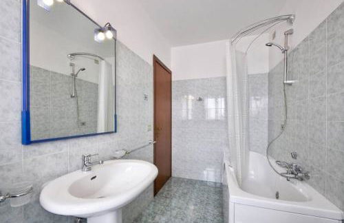 Stylish & Spacious Townhouse - Walk to Beach & Town - Foto 26