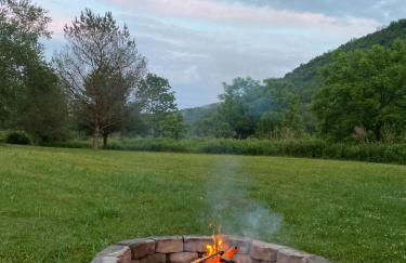 The Maples Apt - King Bed, Pet Friendly, Beautiful Views - Foto 15