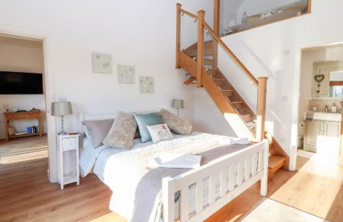 Well View Cottage - Photo 11