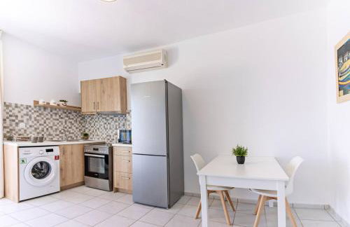 Azure Seaside Apts - Photo 42