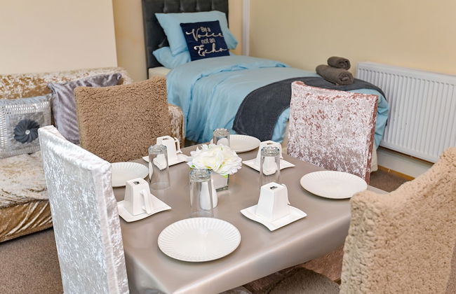 The Elm Wood Apartments - Photo 76