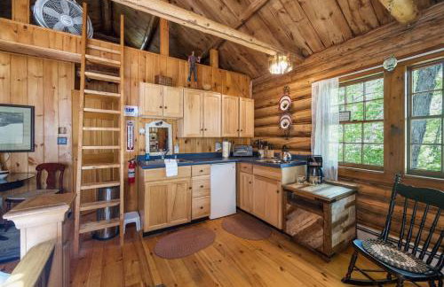 Authentic Maine Log CabinLakefrontKayaksPets - Foto 2