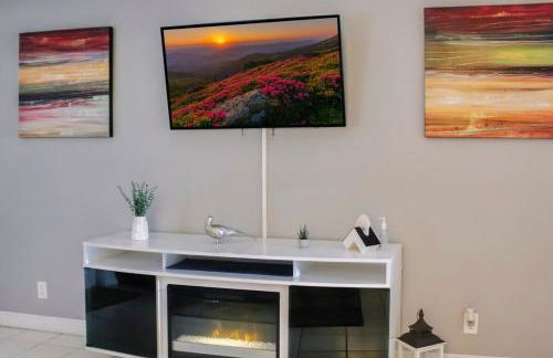 Charming Modern Valrico Getaway - Pets Welcome - Foto 45