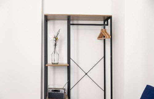 Apartments am Neuen Theater - Parkplatz nach Verfügbarkeit - Altstadt - Küche - Wifi - Powered by Ko-Living - Foto 59