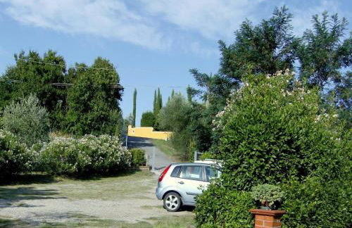 Sunlit Home With Pool - Foto 8