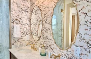 Charming Downtown Family Home with Fenced Yard - Foto 14