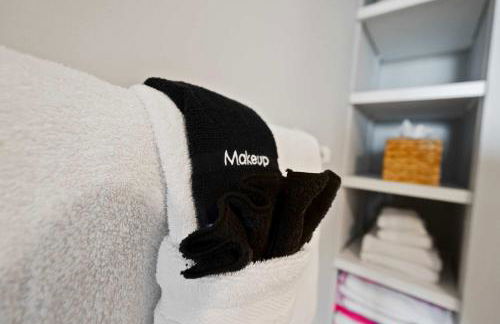 Stunning Ocean Views, Huge Patio, Heated Pool and Amenities! - Foto 32