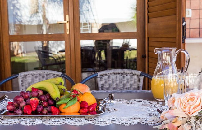 Villa Geraldina con piscina - Photo 40