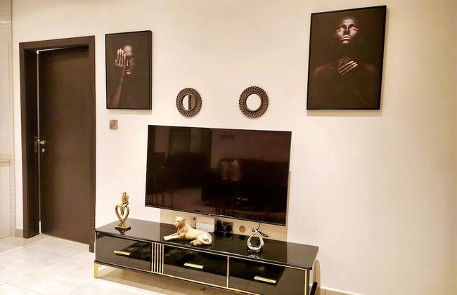 Chafford Suite-Douglas Luxury Apartments - Photo 17