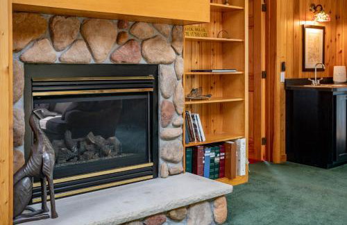 Lake house w/ indr pool and jacuzzi - Foto 67