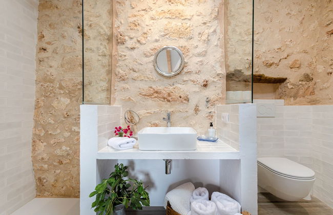 Pretty Farmhouse in Nature - Photo 12