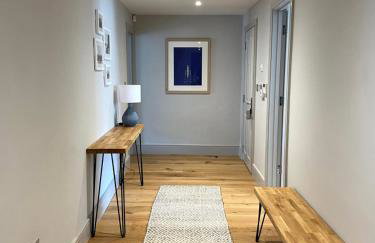 Period Henley 2 bed apt with parking for 1 car - Foto 4