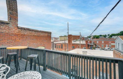 Jacuzzi Tub and Full Kitchen Dowtown Hannibal Loft - Foto 21