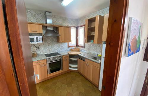 Chalet cerca a la playa con jardín y barbacoa - Foto 5