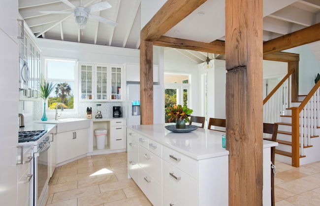 Touch Of Class Cottage: Beachfront Oasis - Foto 8