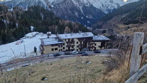 SnowNest Foppolo A pochi passi dalle piste con box - Photo 3