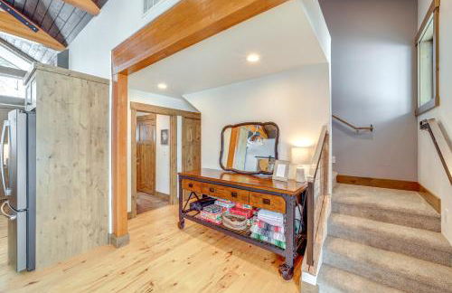 Chelan Mountain Retreat Chalet with Fire Pit! - Foto 17