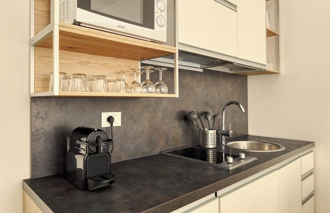 JOIVY Modern Studio for 3 - Foto 35