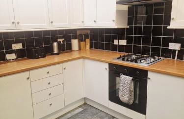 King Edward 3 bed house ideal for contractors - Foto 27