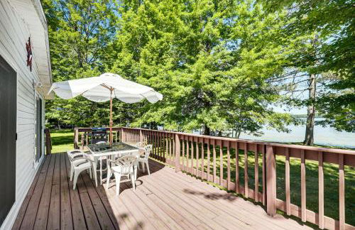 Solberg Lake House Dock, Deck and Stunning Views! - Foto 19