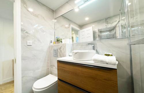 Big Ben Panorama, Parliament View, 3 bedrooms, Central London, Luxurious flat for 6 guests - Foto 29