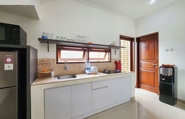 Villa Elemi Seminyak by Nagisa Bali - Foto 10