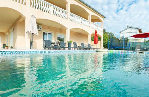 Apartment Holiday House Diana - Foto 2