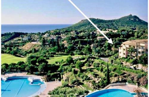 Appartement Premium Genius -vue Mer -Jardin Clôturé -Terrasse -Parking - Piscine Chauffée du 04 Avril au 01 Novembre- Saint Raphaël - Foto 3