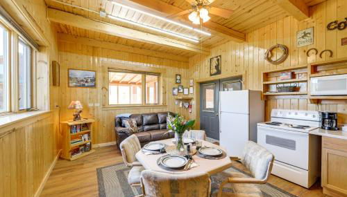 Studio Cabin with Mtn Views by the Green River! - Foto 5