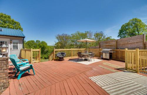 Charming Mountain Home Retreat Walk to Marina! - Foto 39