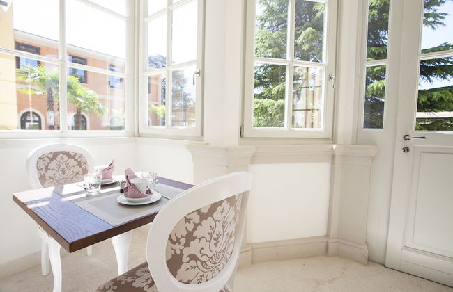 Villa Italia Luxury Suites and Apartments - Photo 45