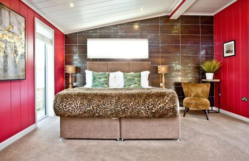 Pomegranate, Hot Tub, Wi-Fi - Photo 15