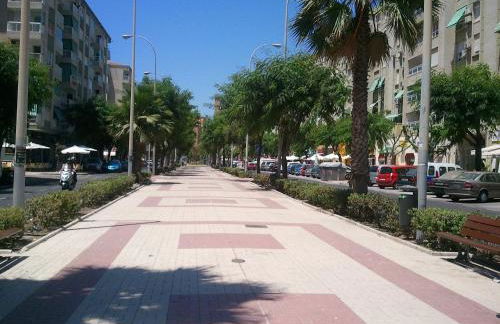 Bonito apartamento céntrico y cerca de la playa. - Photo 18