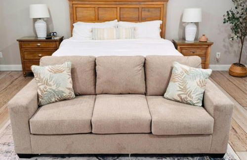 Beautiful home with large pool! Close to the beach! - Foto 32