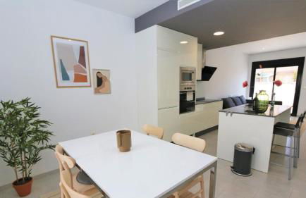 Luxe appartement met 2 badkamers / zee / zwembad - Foto 12