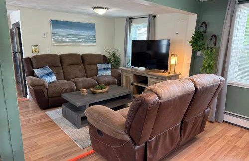 Oakland Beach Cottage - Sleeps up to 4 - Photo 6