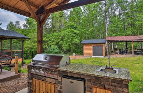 Rustic Sunset Escape on 67 Acres Outdoor Kitchen - Foto 25