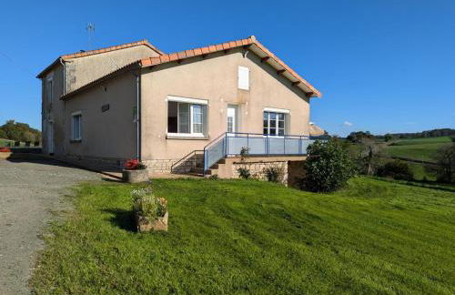 Maison spacieuse avec piscine privée, climatisation, Wi-Fi, animaux acceptés et parking - FR-1-653-268 - Foto 2