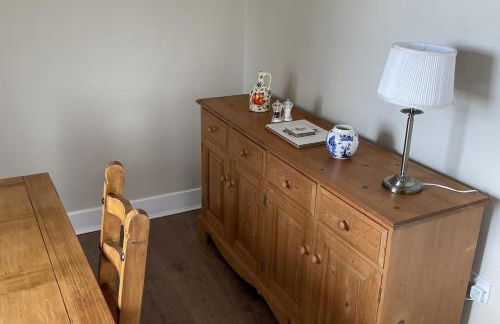 Cottage - Sleeps 4 - Pets Ok - Garden -Parking - Foto 5