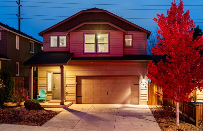 Old Mill Getaway by Avantstay Private Backyard w Hot Tub - Foto 24