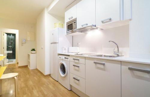 Valencia Home - Photo 29