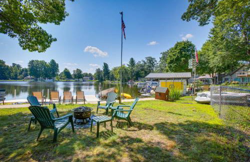 Sauna and Fireplaces! Lakefront Cadillac Retreat - Foto 41