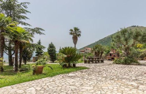 7 Bedroom Stunning Home In Caiazzo - Foto 15