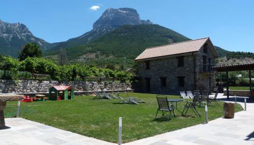 Puerta de Ordesa Garden - Photo 1, Garden