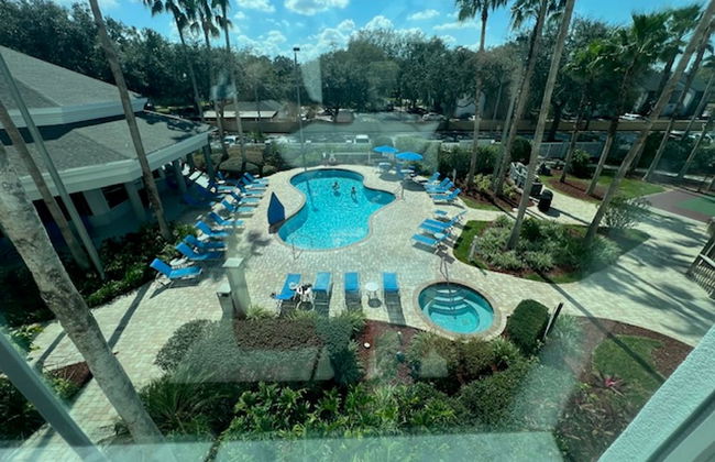 Univeral Disney Epic Shuttle - Foto 13