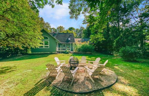 Secluded Home Walk to Marina GameRoom & HotTub - Foto 53